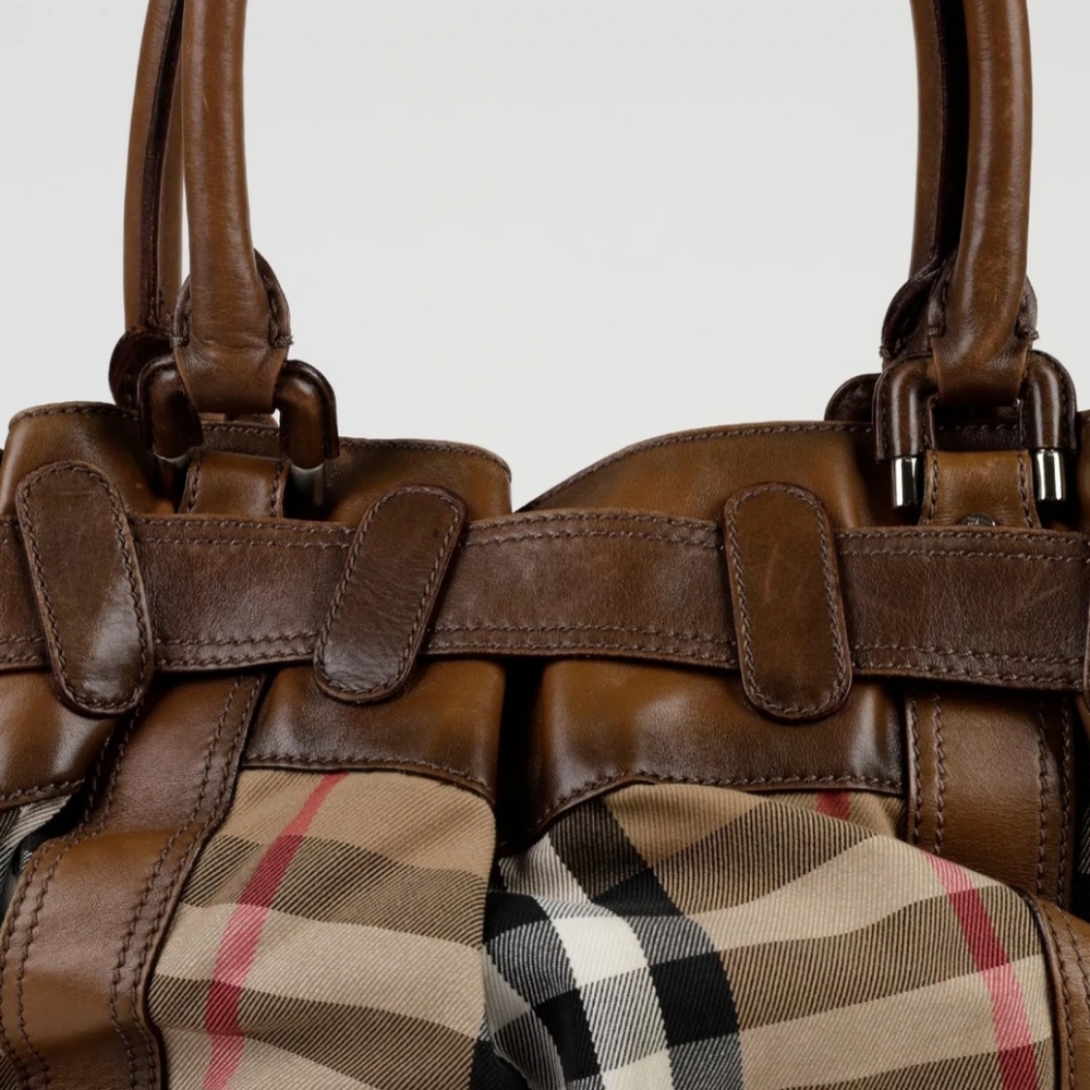 Burberry Beaton Bag - Picture 6 of 16